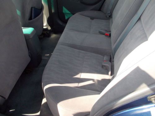 2003 Honda Civic, NO RESERVE, image 4