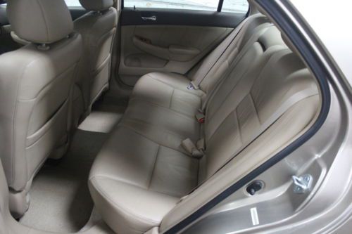 2005 Honda Accord Hybrid Sedan 4-Door 3.0L, image 11