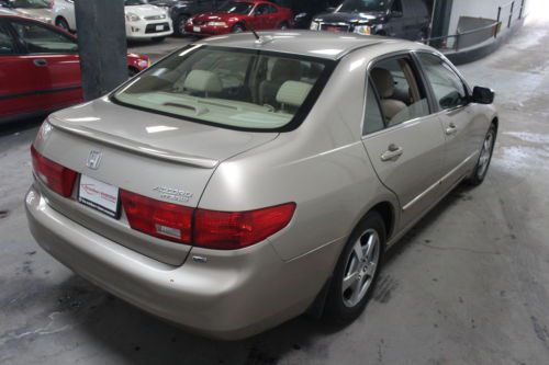 2005 Honda Accord Hybrid Sedan 4-Door 3.0L, image 15