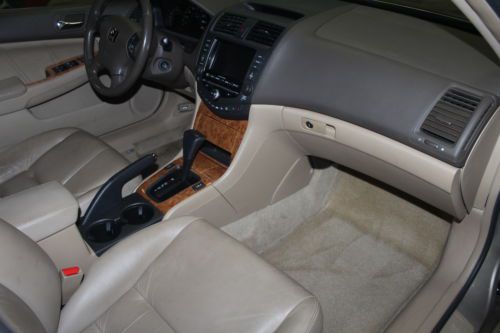 2005 Honda Accord Hybrid Sedan 4-Door 3.0L, image 16