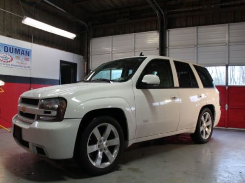 Clean history leather power seats navigation satellite avail white ext black int