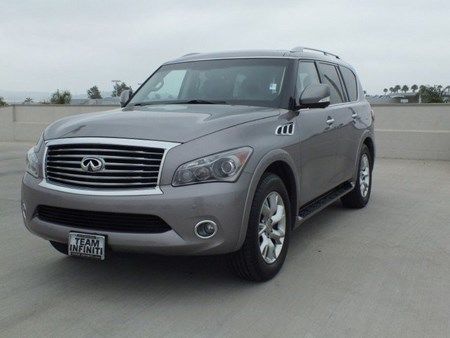 **immaculate** 2011 infiniti qx56 base sport utility 4-door 5.6l