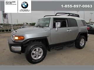 Fj 4x4 trd off road package diff lock running boards roof rack reverse camera