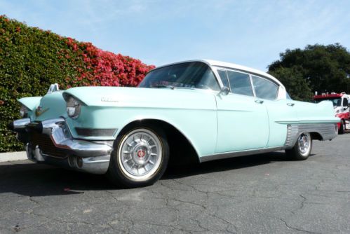 1957 cadillac fleetwood