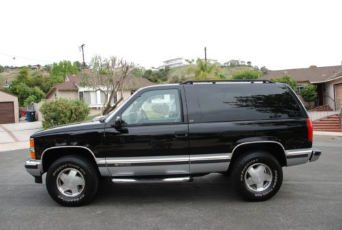 1997 chevrolet tahoe lt sport utility 2-door 5.7l - 81000miles