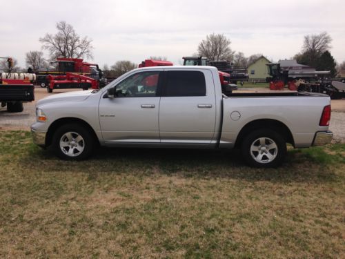 Silver, dodge ram, 1500 crew cab, 4.7 v8 engine