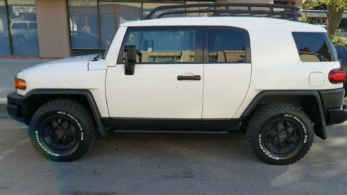 2008 toyota fj cruiser, trail teams edition, 6 speed stick, loaded with options