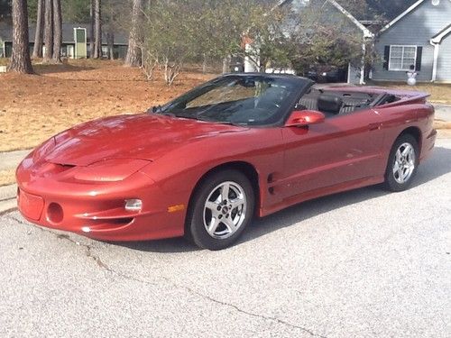 2001 pontiac firebird trans am convertible 2-door 5.7l