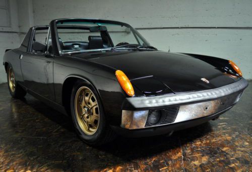 Porsche targa top classic sports car / possible 914-6 tribute car