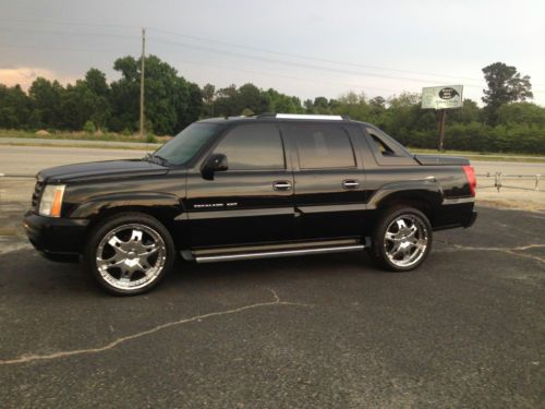 2002 cadillac escalade ext base crew cab pickup 4-door 6.0l