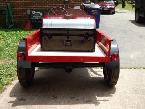 Model a little  red truck