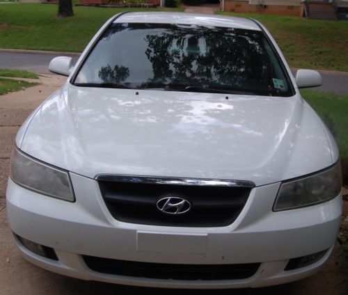 2007 white 4-door, loaded hyundai sonata