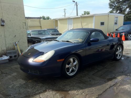 2001 porsche boxster roadster convertible 2-door 2.7l