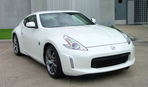 2014 nissan 370z coupe touring