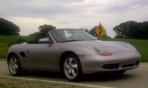 Pristine porsche boxster s (986s) 3.2l 6 speed manual meridian silver