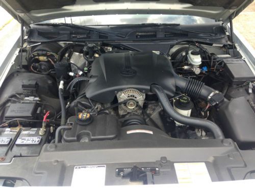 2000 Ford Crown Victoria Base Sedan 4-Door 4.6L, image 18