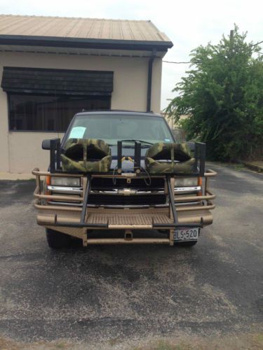 1999 4x4 surburban with custom grill guards