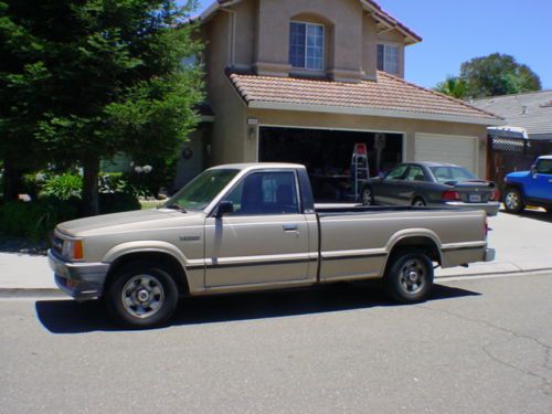 1986 mazda b2000 lx extended cab pickup 2-door 2.0l