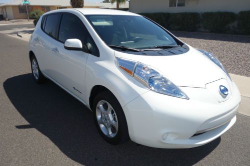 2013 LEAF NAVIGATION REAR AND SIDE CAMERS ONLY 7,500 MILES, US $18,900.00, image 9