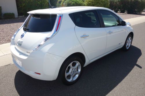 2013 LEAF NAVIGATION REAR AND SIDE CAMERS ONLY 7,500 MILES, US $18,900.00, image 11