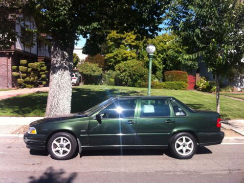 Volvo s70 glt sedan (forest green, leather) (4-door, 2.4l engine)