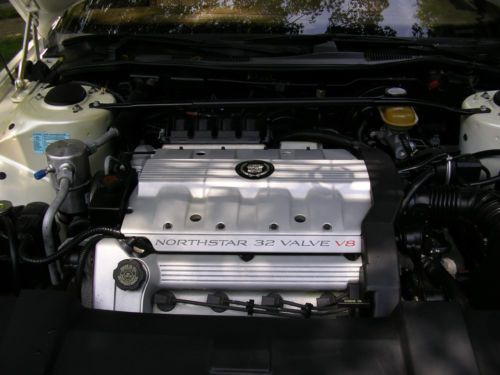 ALL Original LOW mileage Cadillac Allante  NORTHSTAR, image 6