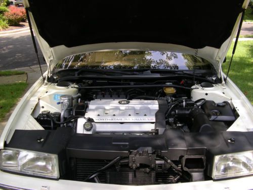 ALL Original LOW mileage Cadillac Allante  NORTHSTAR, image 8