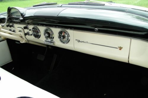 1955 Ford Crown Victoria Coupe, image 29