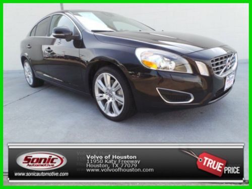 2011 w/moonroof  turbo automatic awd navigation back up camera heated seats