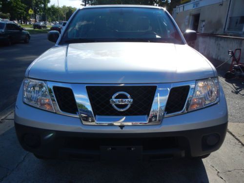 2011 nissan frontier s cc 4x4 automatic pickup