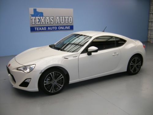 We finance!! 2013 scion fr-s 6 speed  vsc sport pioneer cd 4k miles texas auto