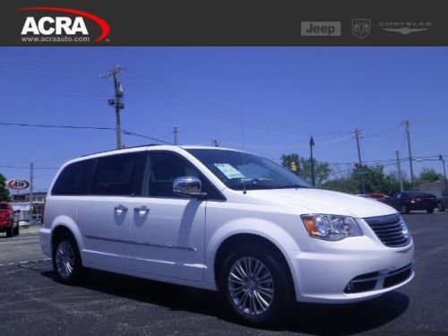 2013 chrysler town & country touring-l