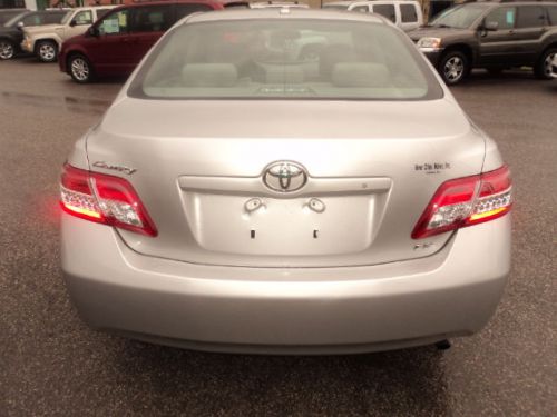 2011 Toyota Camry LE, US $13,975.00, image 6