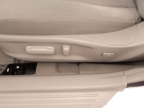 2011 Toyota Camry LE, US $13,975.00, image 10