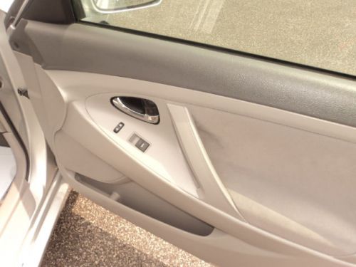 2011 Toyota Camry LE, US $13,975.00, image 22