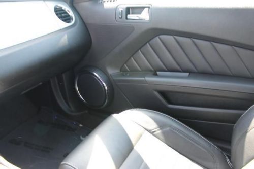 2011 ford mustang v6 premium