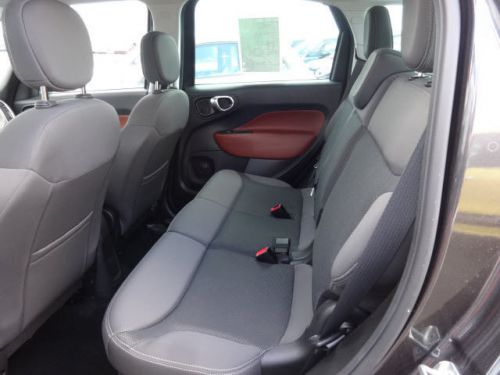 2014 Fiat 500L Trekking, image 2