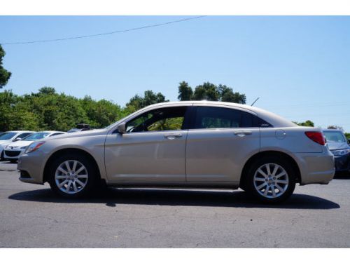 2013 Chrysler 200 Touring, US $16,254.00, image 2