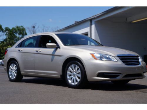 2013 Chrysler 200 Touring, US $16,254.00, image 3