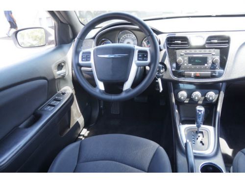 2013 Chrysler 200 Touring, US $16,254.00, image 9
