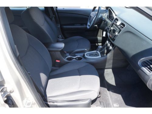 2013 Chrysler 200 Touring, US $16,254.00, image 22