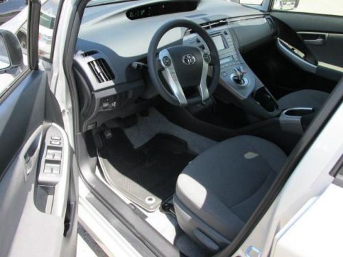 2014 Toyota Prius Three, US $26,800.00, image 2