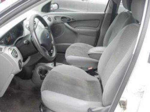 2004 ford focus se
