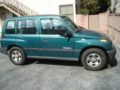 1998 chevrolet tracker base sport utility 4-door 1.6l