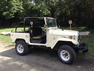 1972 toyota land cruiser fj40