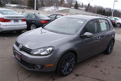 2012 golf hb dsg tdi with technology package, navigation, sunroof, 5758 miles