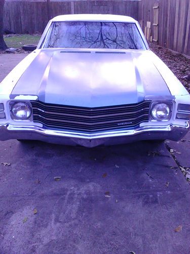 Fresh barn find!!! 1971 el camino!!! runs and drives!!! no title!!!