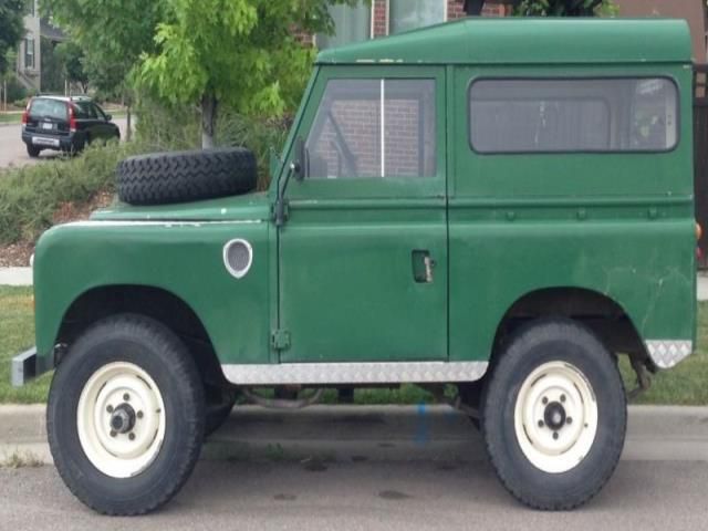 Land rover: defender series iii