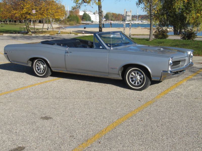 1966 pontiac gto (original numbers matching)