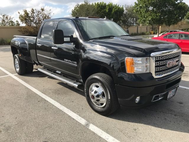 2011 gmc sierra 3500 denali crew cab pickup 4-door